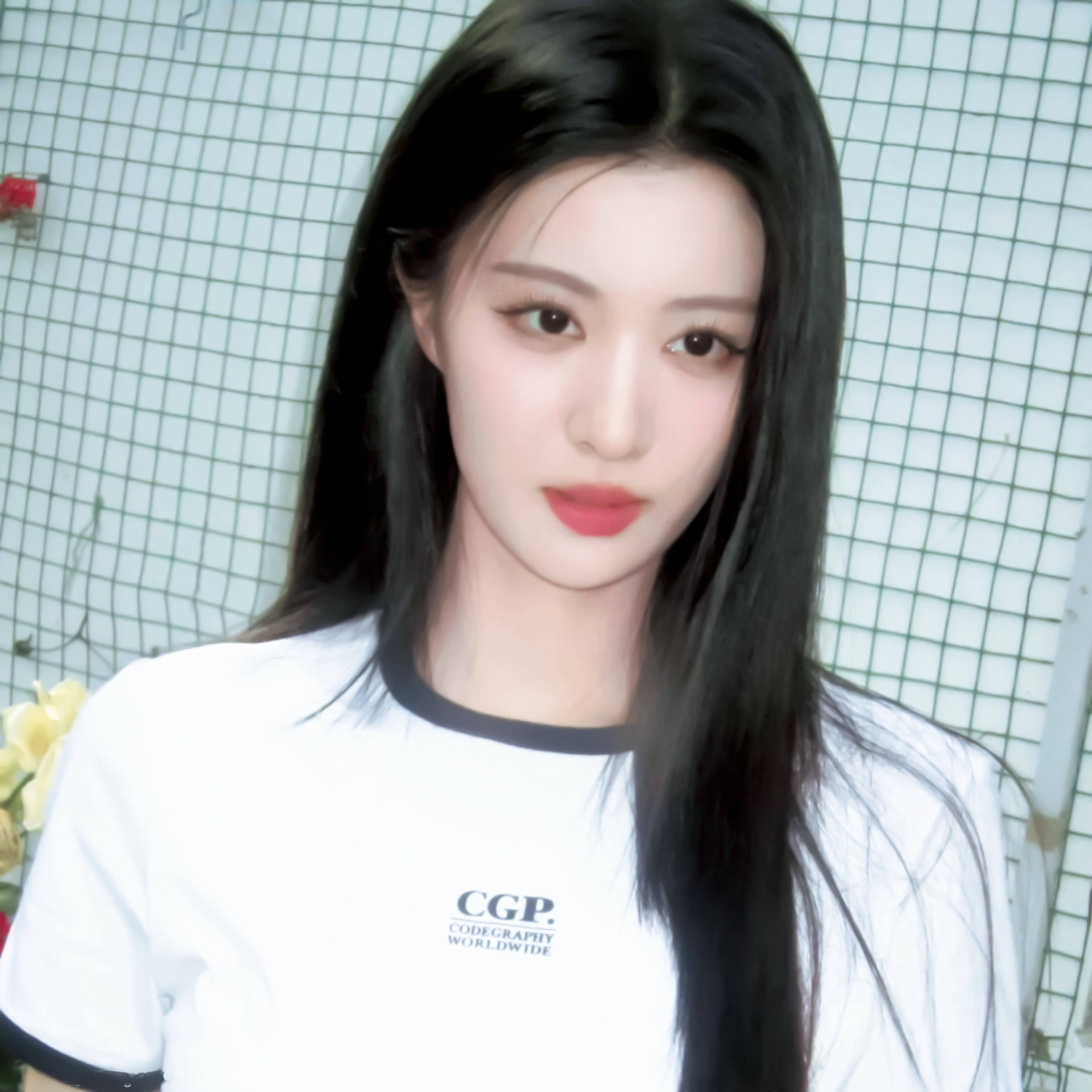 王楚然年画里的美女好漂亮好漂亮！！！​​​