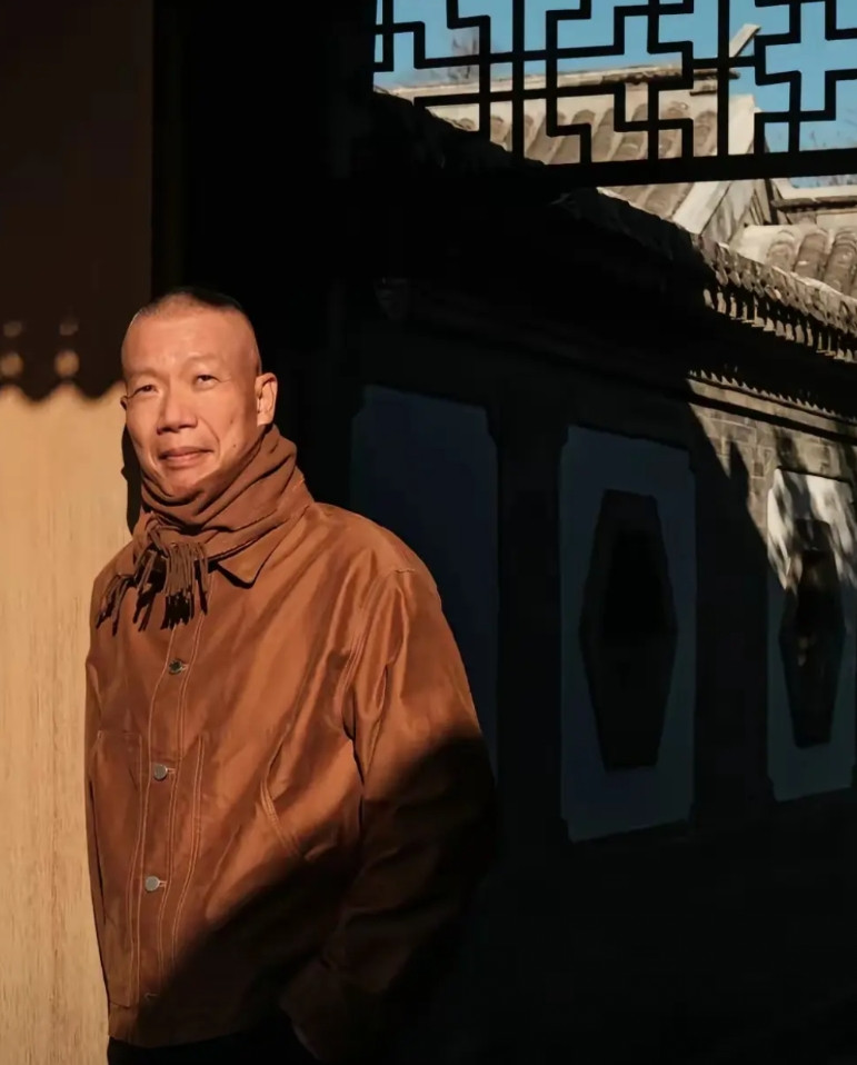 蔡国强在北京的豪宅，就是在喜马拉雅炸山那个，人很恶心，但是这个房子设计的真漂亮，