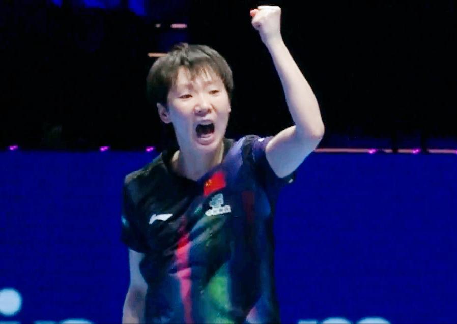 果然！生死时刻，鳗鱼使出了憋着的大招！由于昨天和桥本打的透支，今天前三局，