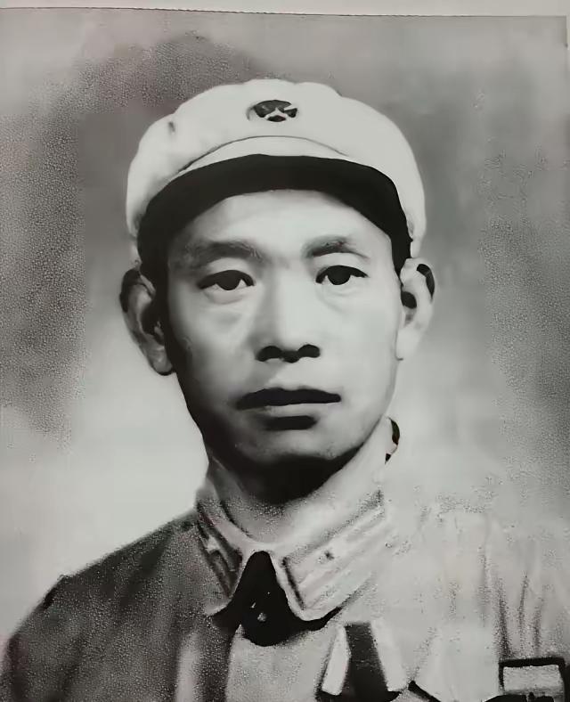 1938年，八路军破坏京汉铁路三个月毫无进展，连长正发愁时，一小兵毛遂自荐：“连