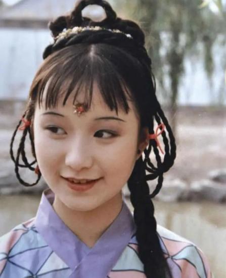 1762年，曹雪芹在《红楼梦》第六十二回写下这样一个场景：当柳嫂子将虾丸鸡皮汤、