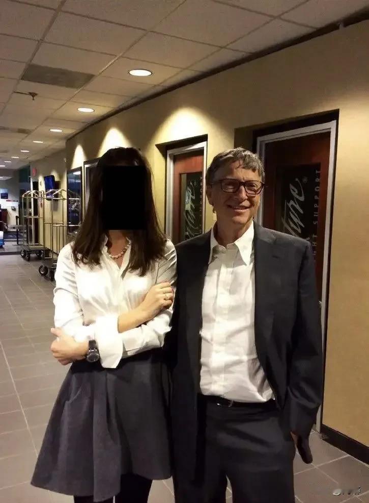 看来美国真是要衰败了！先是牢A对美国“斩杀线”血淋淋曝光，如今连他们自己也开