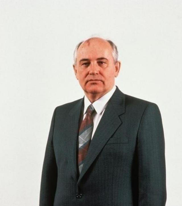 1992年，俄罗斯公开绝密档案，曝光了抗美援朝被掩藏42年的真相。原来抗美援朝还