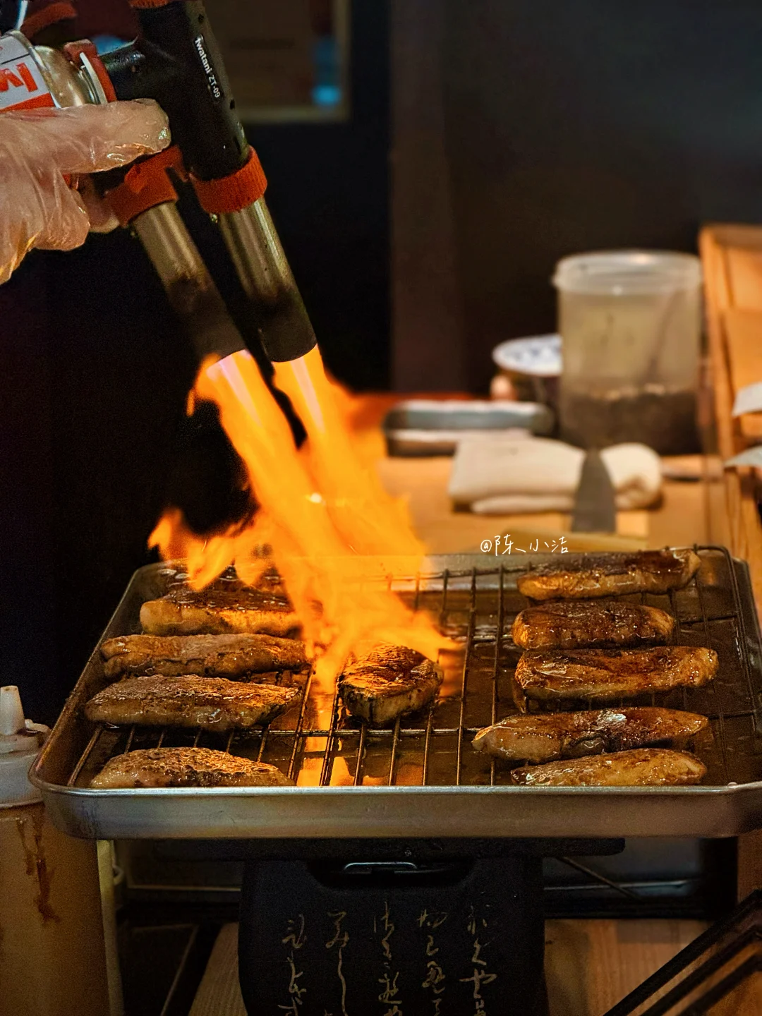 听说这是湛江最排长龙的寿司店 举筷