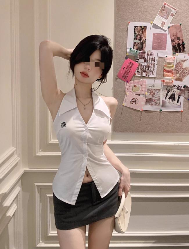 上海，一个女子穿着性感，跑到老板办公室喝酒，想勾引老板，没想到老板看都不看她一眼