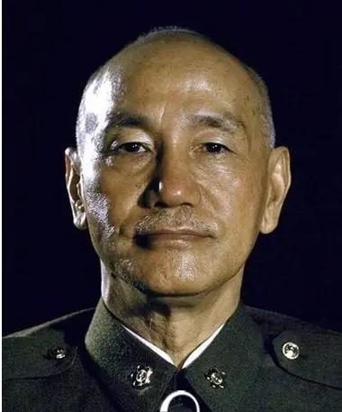 1943年，美国总统罗斯福两次提议将琉球和越南归还中国，蒋介石都拒绝了！