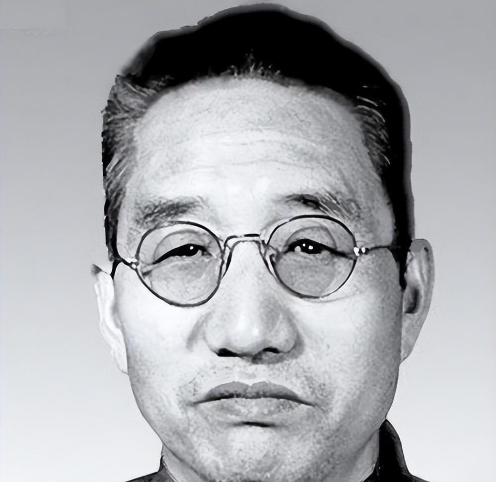 1985年5月，张司令员返回家中便将保姆叫了过来，保姆以为张司令员要说生活上的事