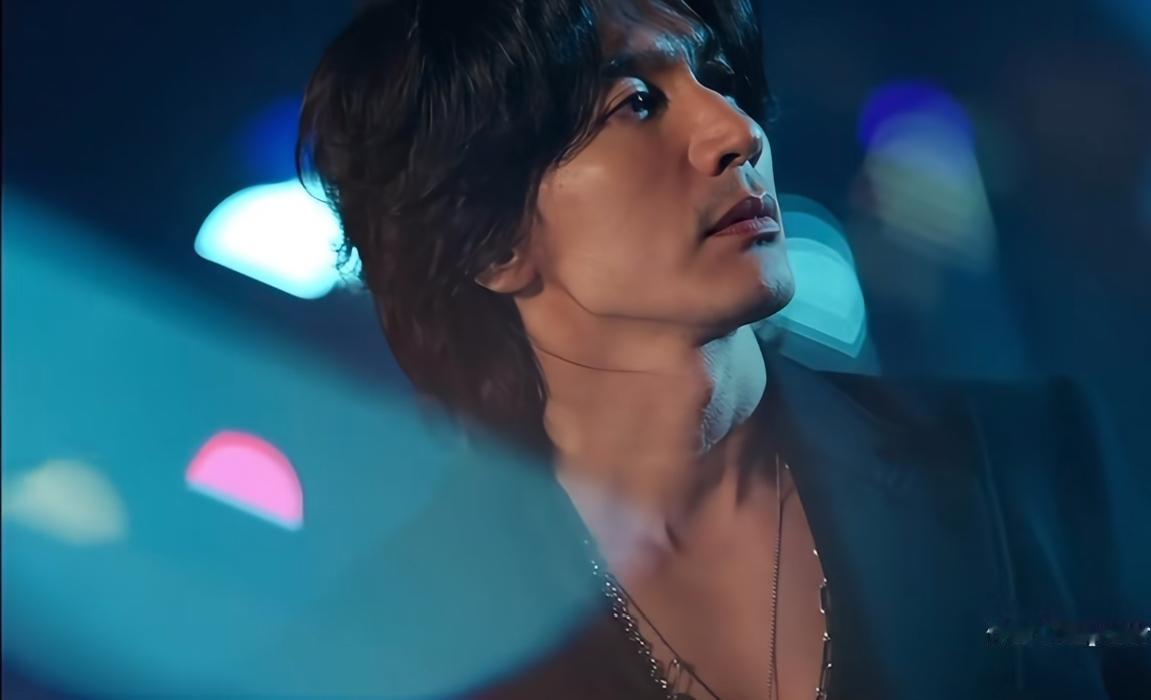 天啊‼️F3➕一月天➕周杰伦竟然出歌了。惊了一呆，帅了一脸。这是什么神仙组合