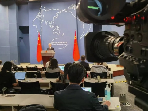 洪都拉斯总统候选人涉台言论引争议，中驻洪使馆强烈谴责！7月29日，彭博社报道