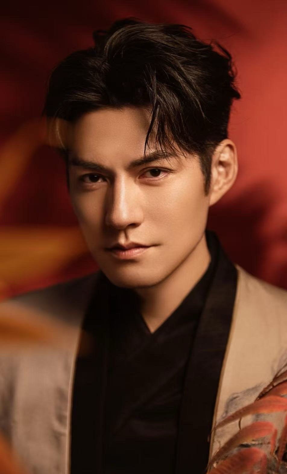 严屹宽终于承认天涯四美了主咖和Ta的朋友们严屹宽演了上百个角色，萧十一郎、燕青