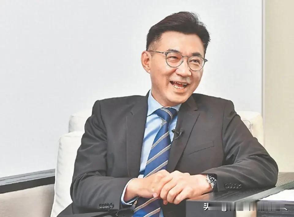 江启臣火速拔营，直接把拜票阵地砸进了台中太平区！很多人以为，他只是去深绿地盘发红