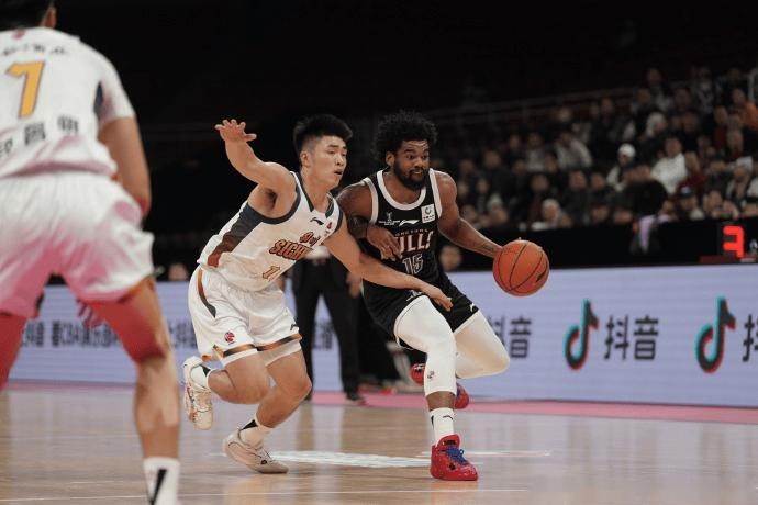 香港金牛分享俱乐部杯赛场图集: 球队收获俱乐部杯两连胜