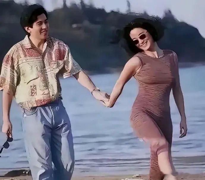 林青霞和他相守近20年，居然还是分手了，这么帅气的对象，谁能舍得啊！