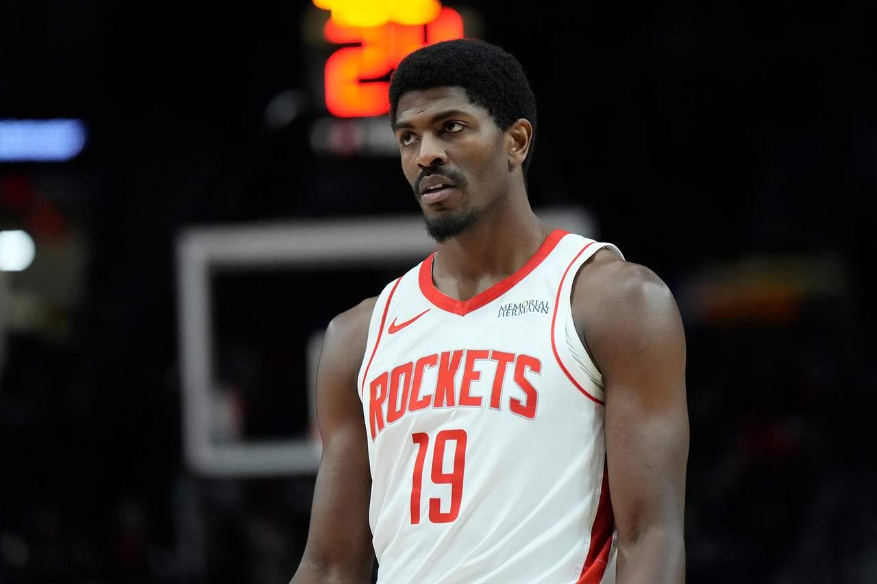 主动求变，勇士马年第一签－－锋卫摇摆人！常言道:行动，总比不动强！况且，锋卫摇