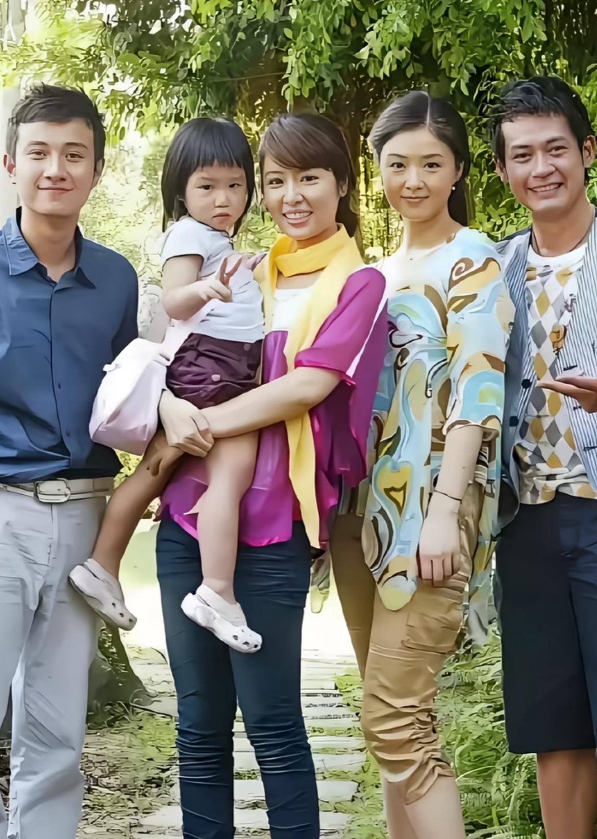 能说出三个人名字的，都不年轻了吧，估计最少也60岁了吧，我只认出来了林心如，文章