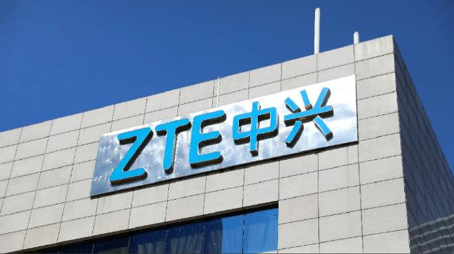 美国万万没想到，曾经遭受制裁罚款10亿美元，而且还断掉芯片供应，可以说当时遭受了