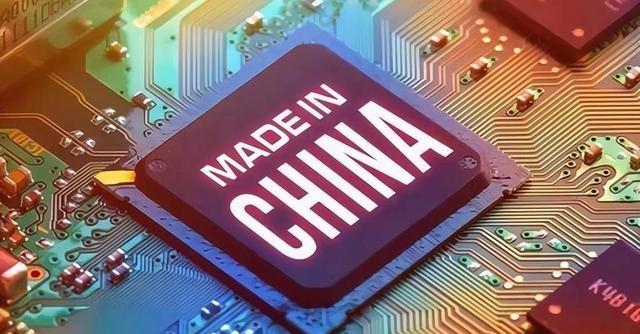 中国刚取消2550亿的芯片订单，欧美那边的光刻机就纷纷停工，现在轮到他们犯愁了：