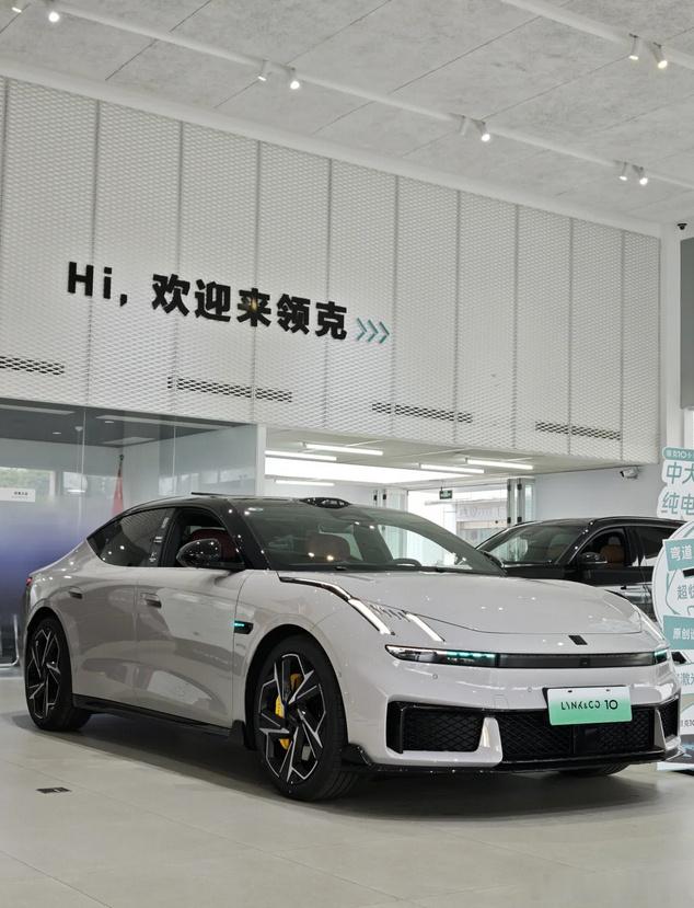 终于敲定！正式下定领克10，入手的第一台纯电座驾。开了十年燃油车，一开...