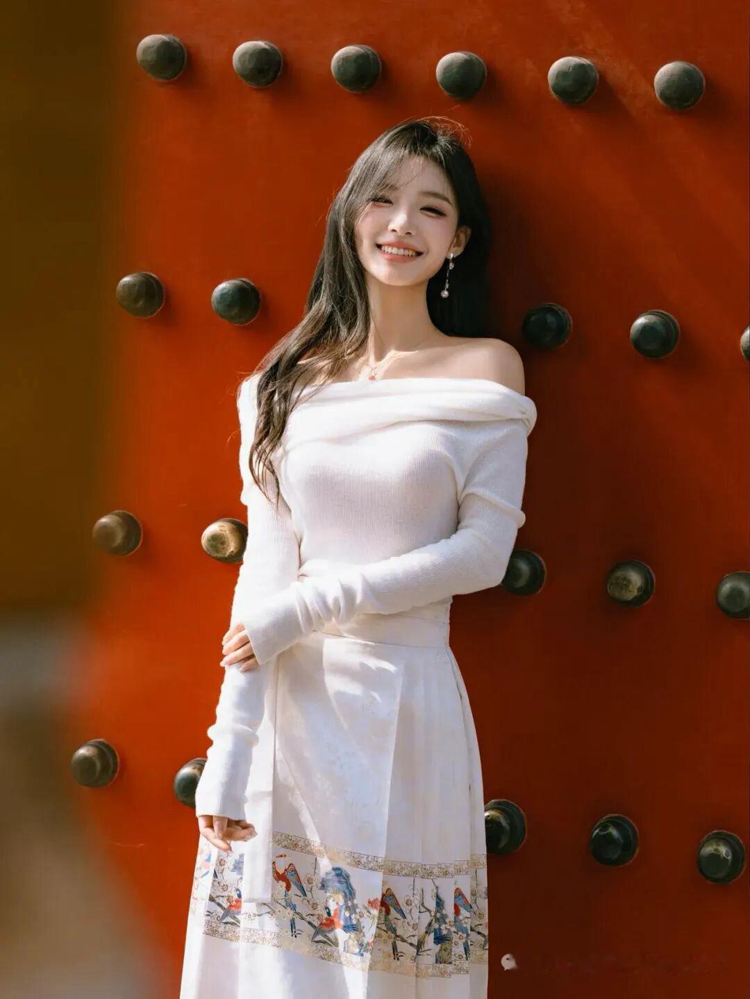 故宫拍照取景技巧少女风写真照