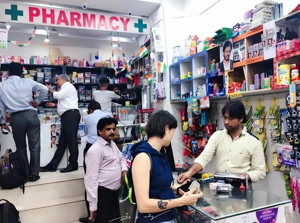 印度买俄油的人民币从哪来的？不光扫货低价石油，还砸钱5G、高端设备，养活