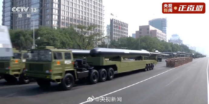 【转发！告慰先烈！#这些先进武器我们也有了#】#九三盛大阅兵##阅兵直播#​​