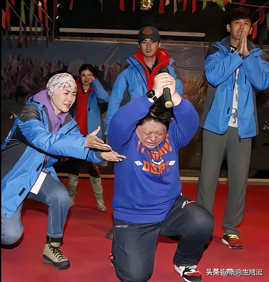 捐赠物资，把自己感动哭了[捂脸哭]
