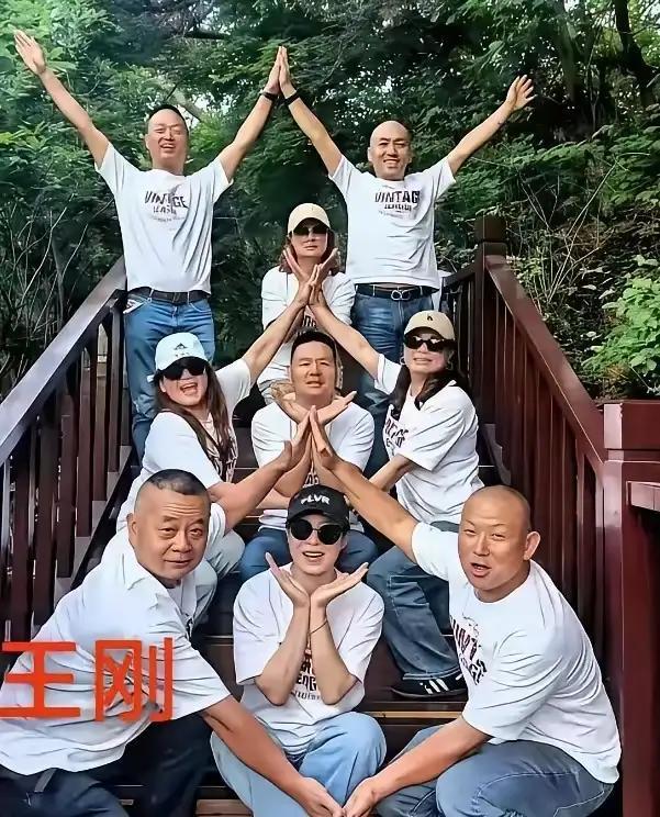重庆王先生最近比较郁闷，云南想找家酒店入住，却被店主推了回来重庆王先生这趟出门