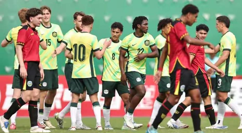 随着中国男足10-0，韩国7-0，日本2-1，亚预赛最新晋级形势出炉！北马亚纳群