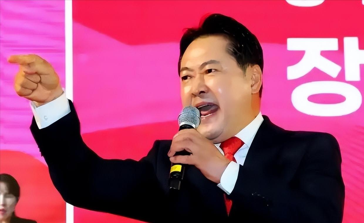 突发特讯！将全力以赴推翻李在明政权，韩国向世界通告：韩国最大在野党党首张东赫绝食