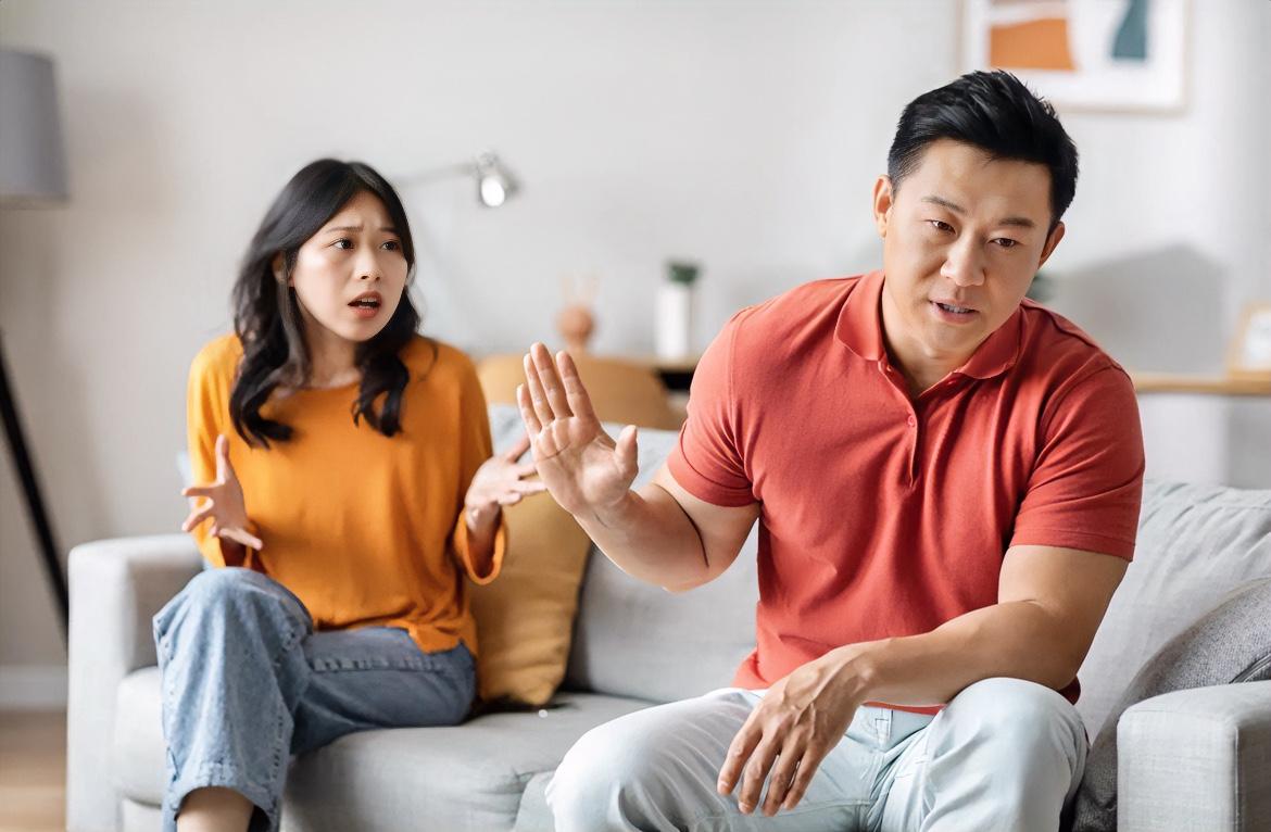 男人只要心里没有你，你一定会从他嘴里听到这6句话，你可别以为他只是随口说说，