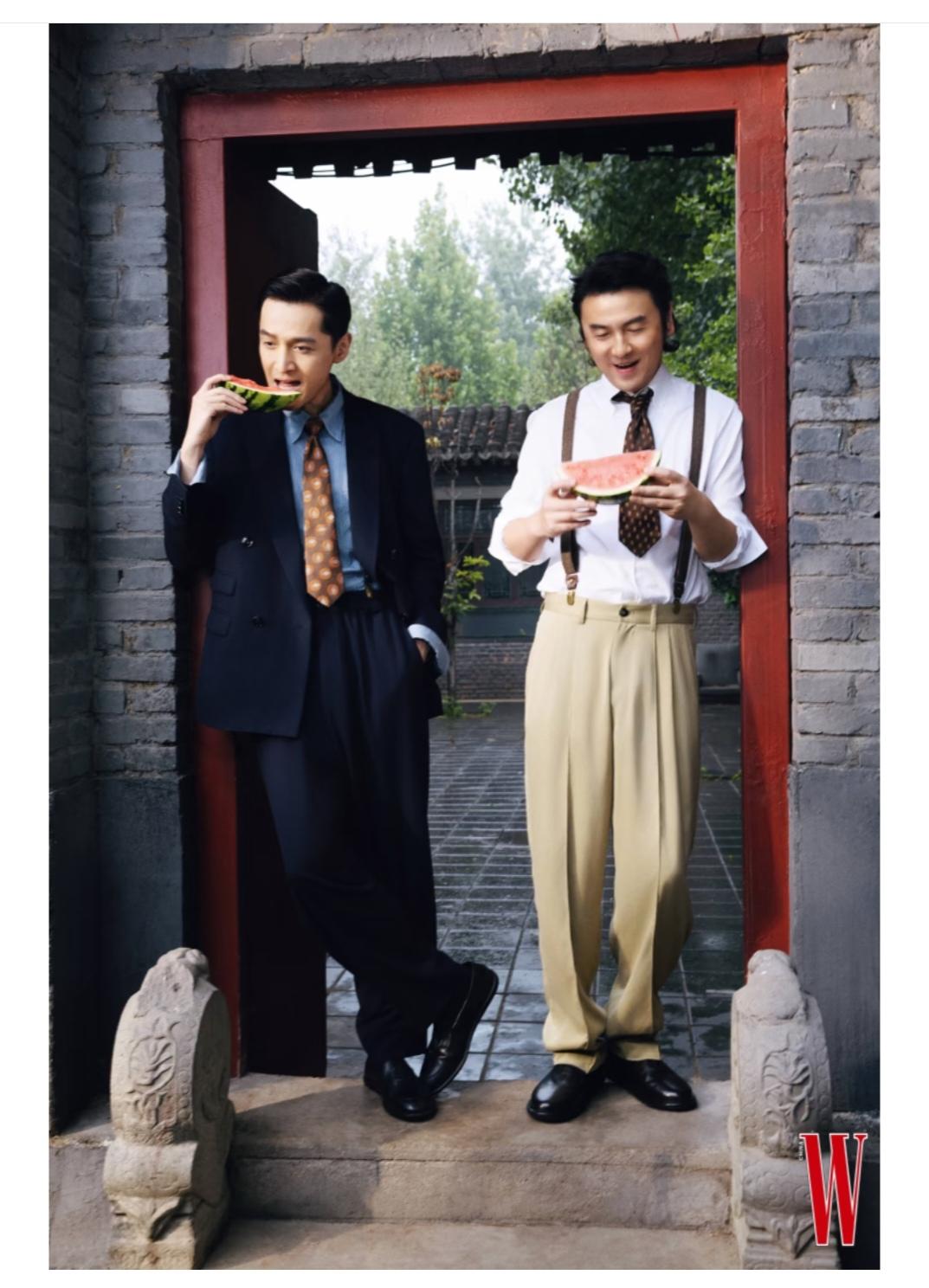 胡歌和雷佳音，这俩人的气质，一个喝咖啡一个嚼大葱。