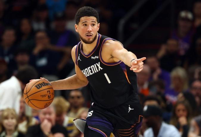 烂泥扶不上墙！NBA本赛季"常规赛杀神、季后赛软脚虾"的六大超巨！1：恩比德
