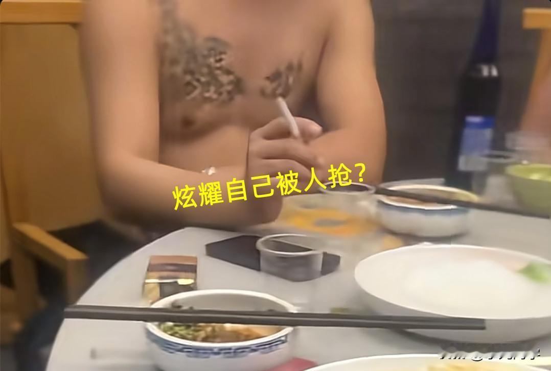  湖北的一位丈夫太冤了！每月最少转6500养家，手指骨折还硬转6500，妻子却嫌