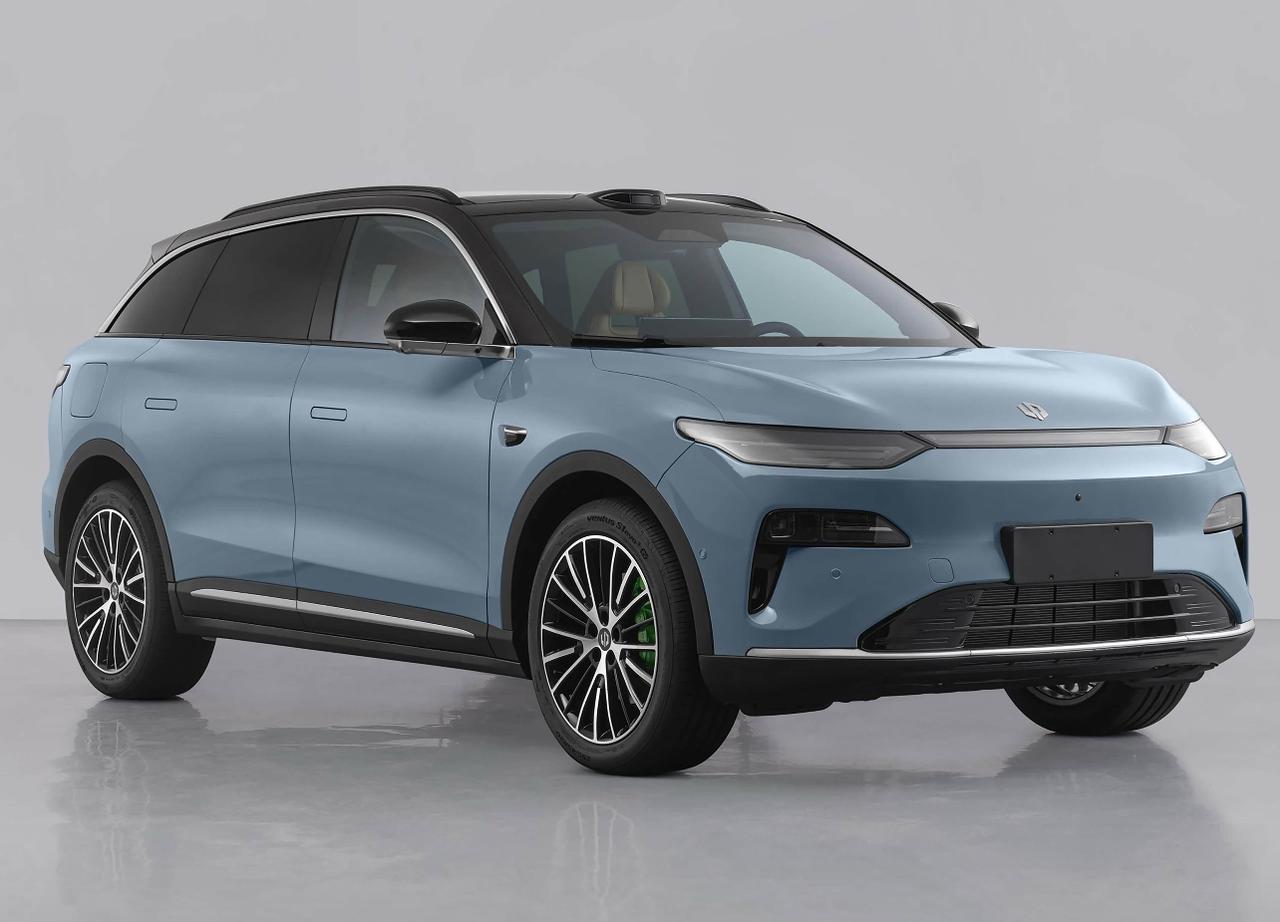 轴距2930mm+800V快充，零跑C11产品力梳理作为中型纯电/增程SUV