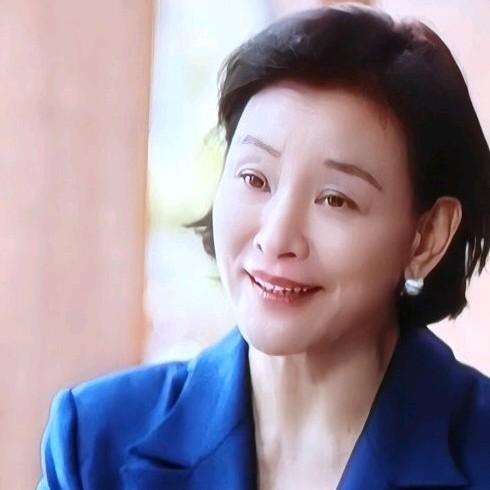 《问心2》里，方竹清和周筱风为木红霞的早产儿豆豆做手术这幕太绝了！之前医院面对这
