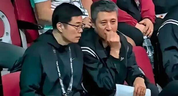 姚明和郭振明，两人振兴男篮各自思路姚明:中国男篮全部照搬NBA，如NBA每节1