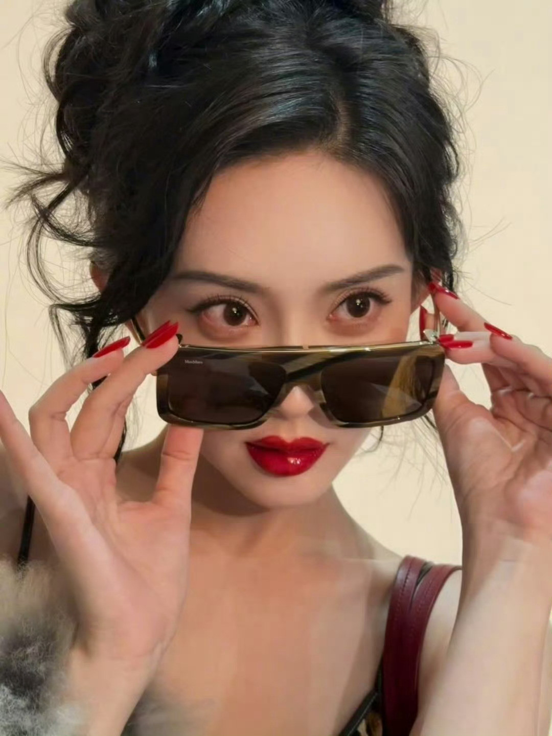 孟子义盘发豹纹吊带啊啊啊完全是辣妹🤤🤤美哭我了简直​​​