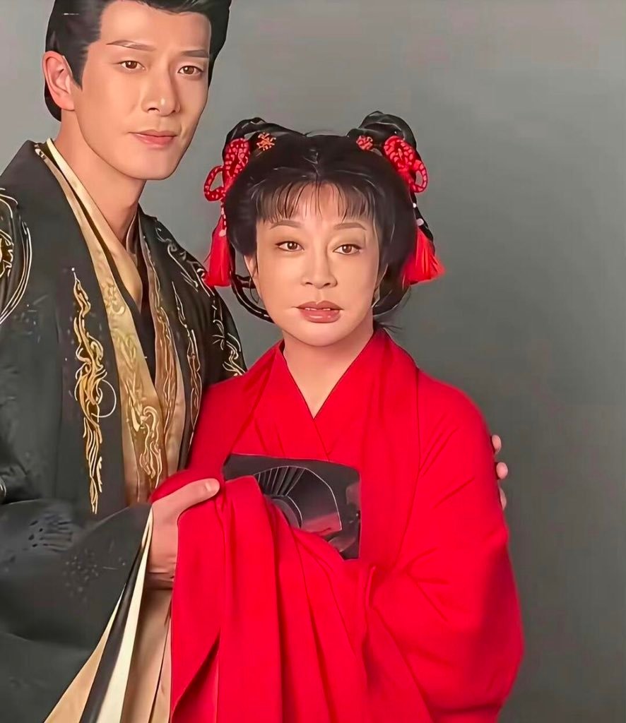 刘晓庆老师太敬业了！在新剧里，亲自饰演18岁小姑娘，坚决不用替身。​​​