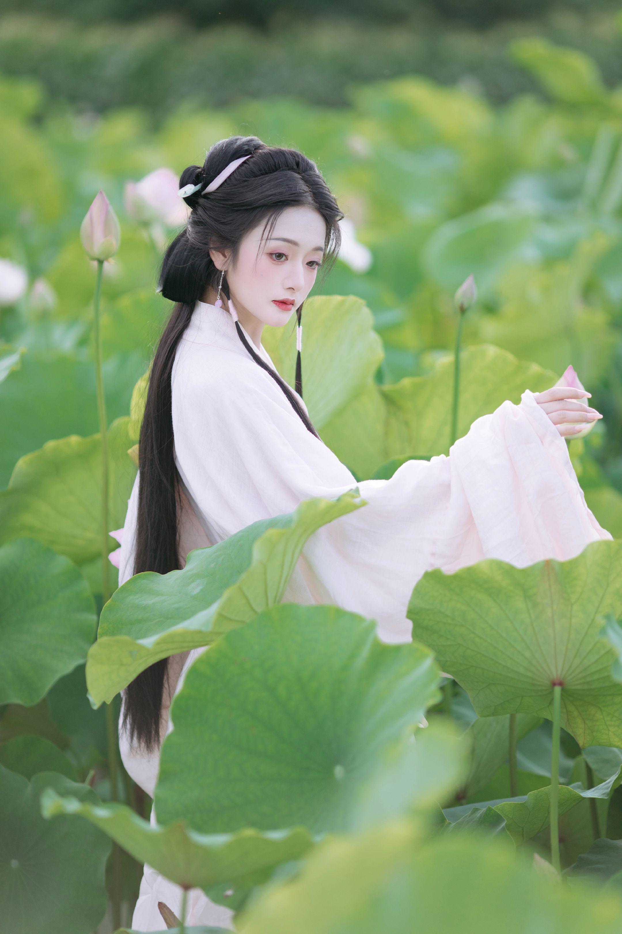 有位伊人，在水一方～