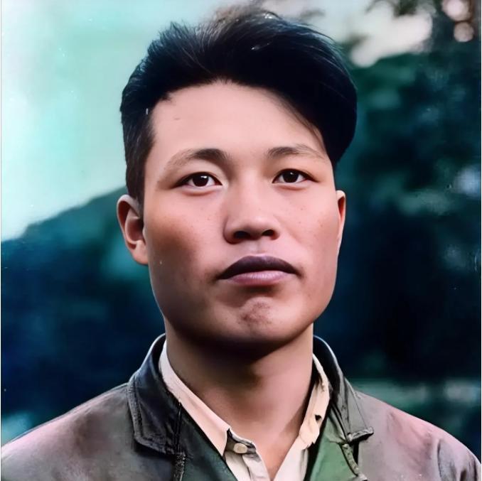 1953年，年仅21岁的朝鲜飞行员，开着当时世界上最先进的战机投诚美国，并获得1