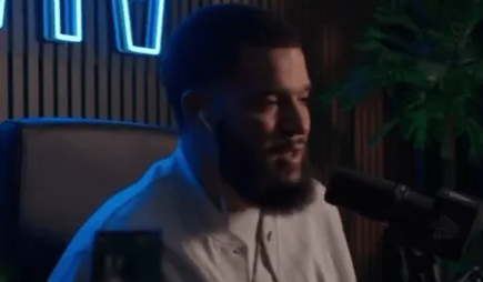 火箭球员弗雷德-范弗利特在自己的播客节目中谈到了如果球队在季后赛走得很远，他是否