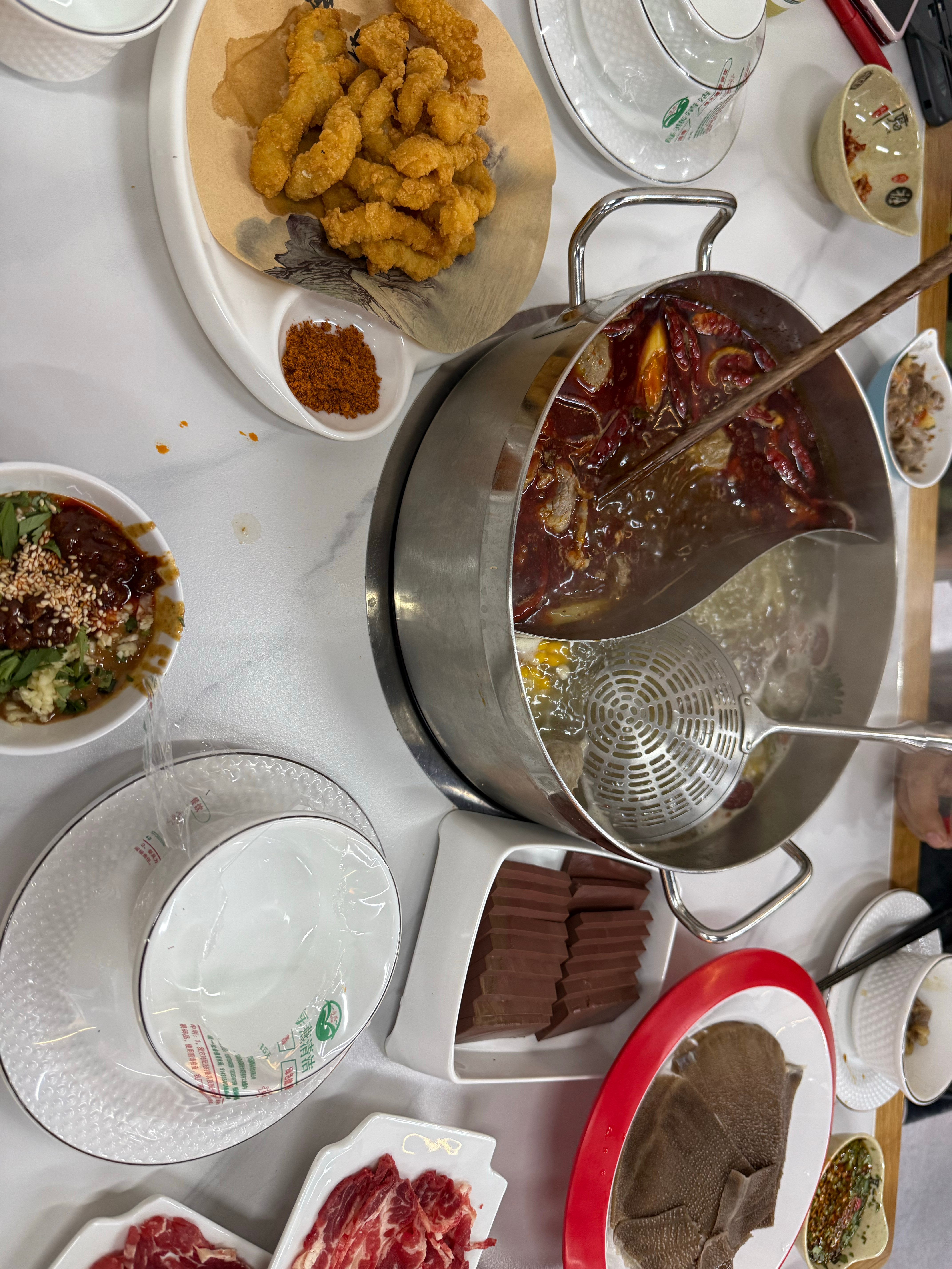 每日一餐分享今日午餐火锅！午餐