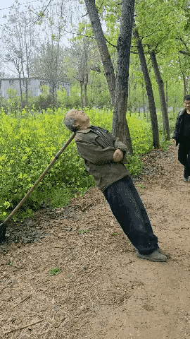 厉，厉，厉害吧来，来，来一招有了这一招就可以通吃天下不饿肚皮。