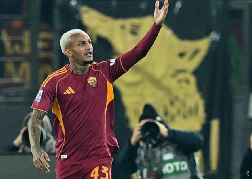 据全罗马新闻网报道，22岁的罗马边后卫韦斯利已经成为了曼城的引援目标。在加斯佩里