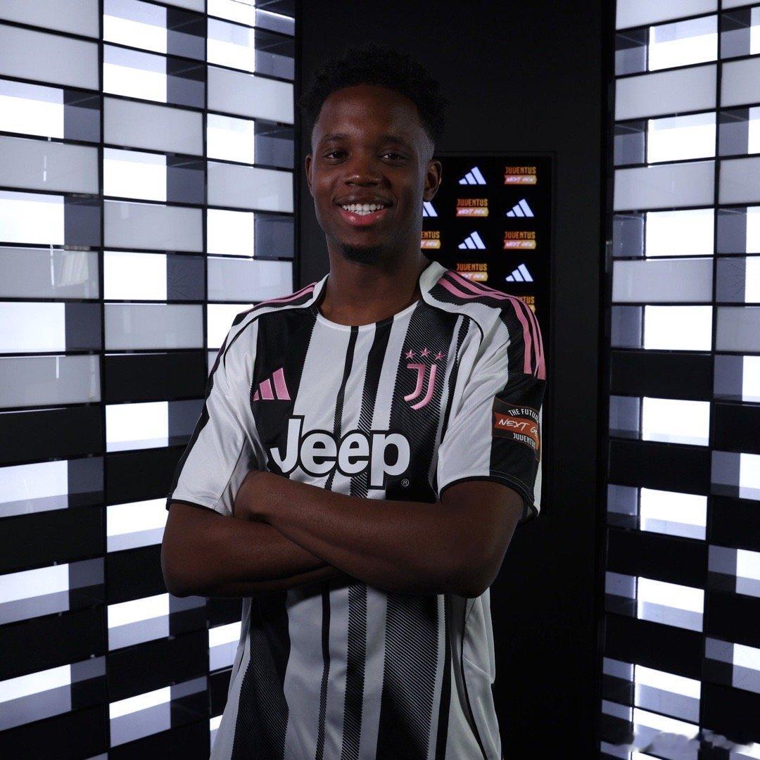 罗马诺：在转会窗口关闭前的最后几个小时，尤文图斯仍未收到热刺关于穆阿尼的任何反馈