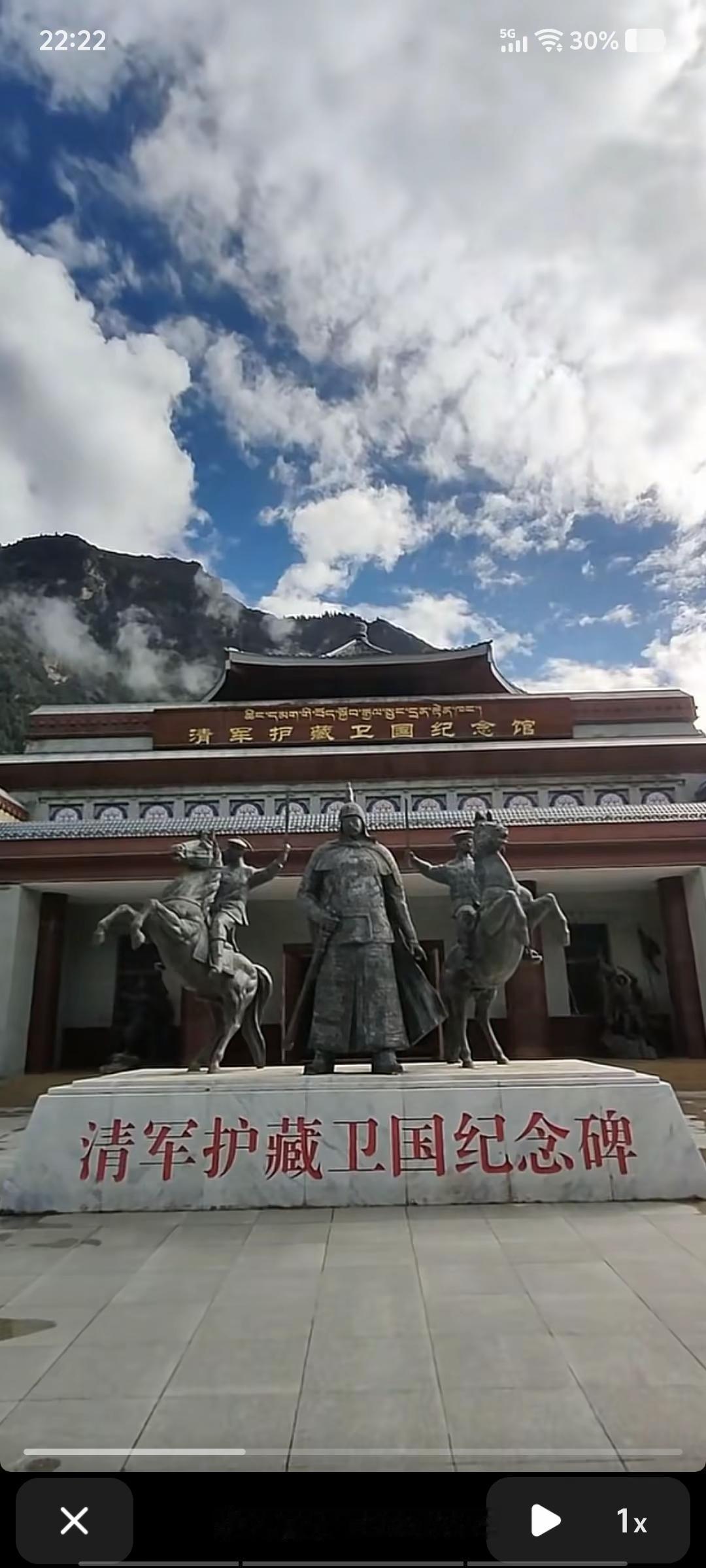 岳钟琪（1686-1754）身为岳飞第三子岳霖的直系后裔，其家族世系能追溯