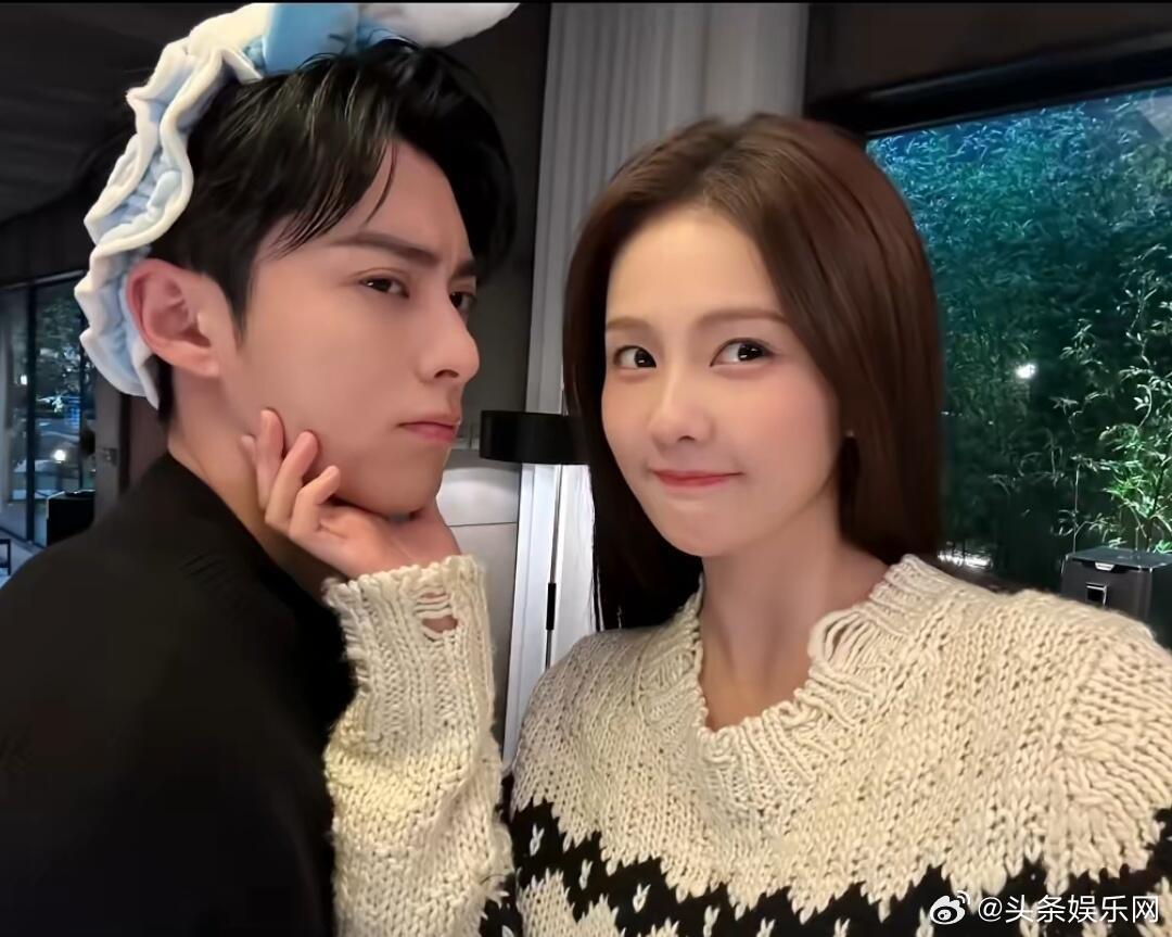 白鹿掌镜拍的～这两张照片呜呜好权威！我们鹤妍悦色一直都有售后王鹤棣镜头中的白鹿