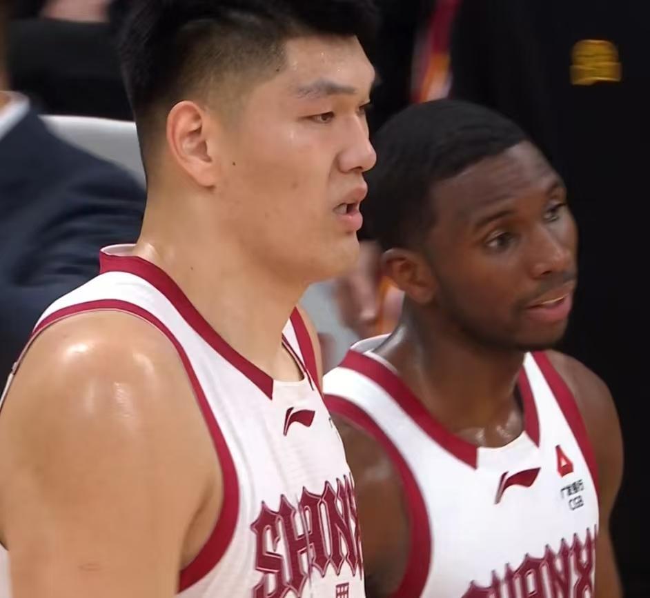 CBA揭幕战：广厦轻取山西，外援抢尽风头，焦海龙表现出色。新赛季CBA揭幕战如