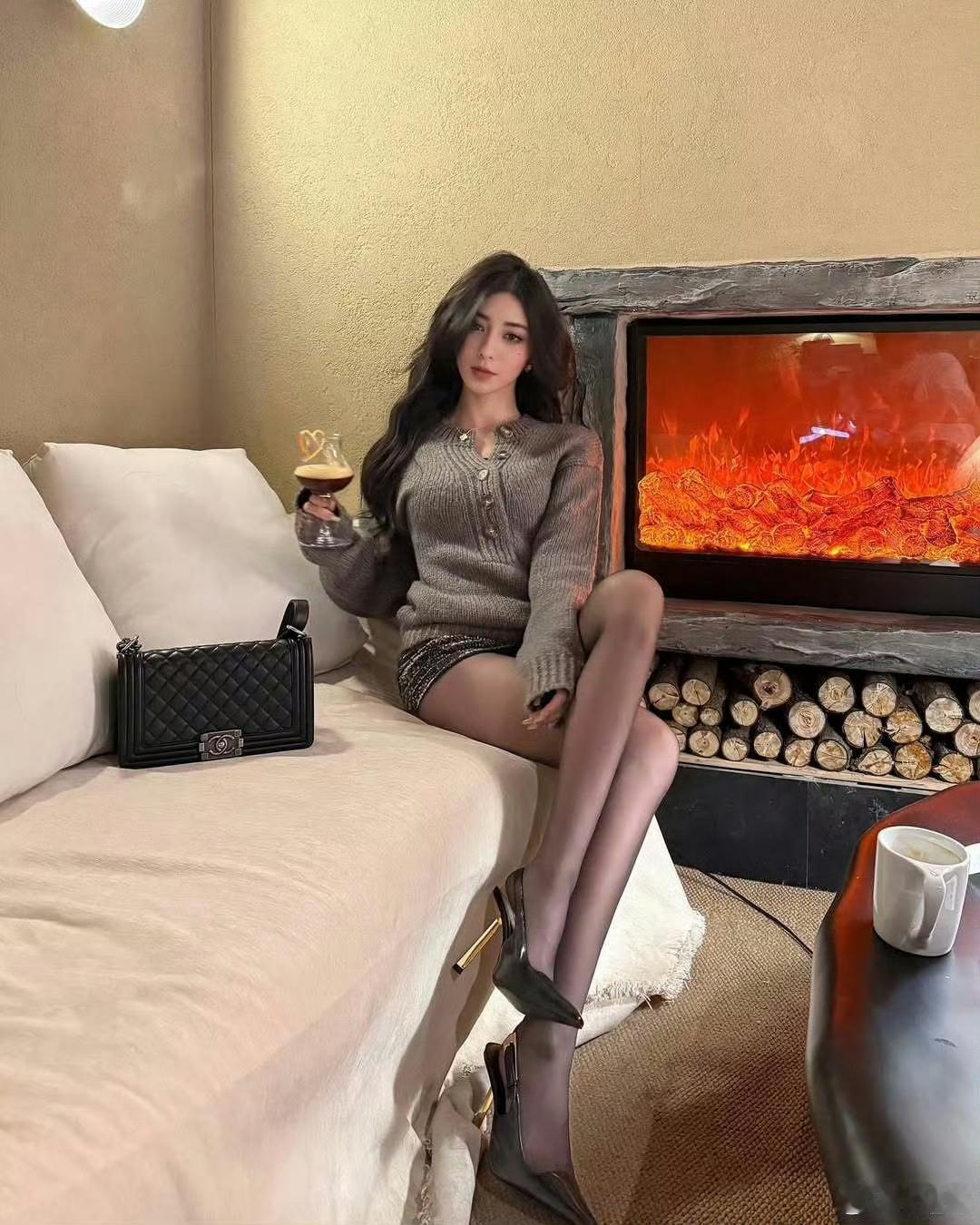 当你感到寒冷时，记得给自己准备一个温暖的角落。​​​