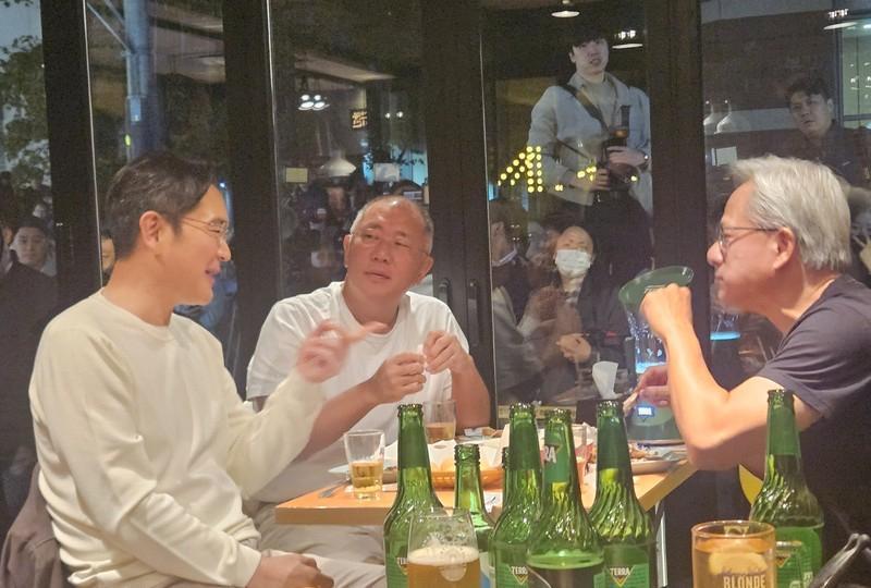 果不其然美国突然宣布了芯片出口新规。从这一步往下聊，先把几个关键信息